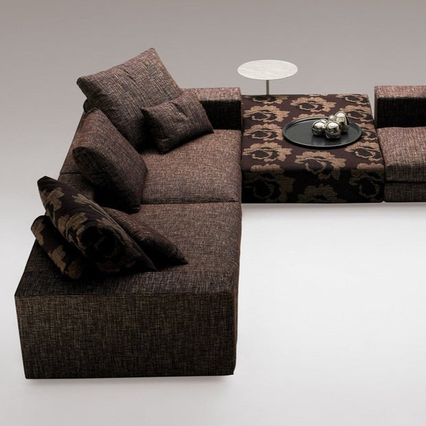 Casa 40 - Sectional Sofa - Molecule Design-Online 