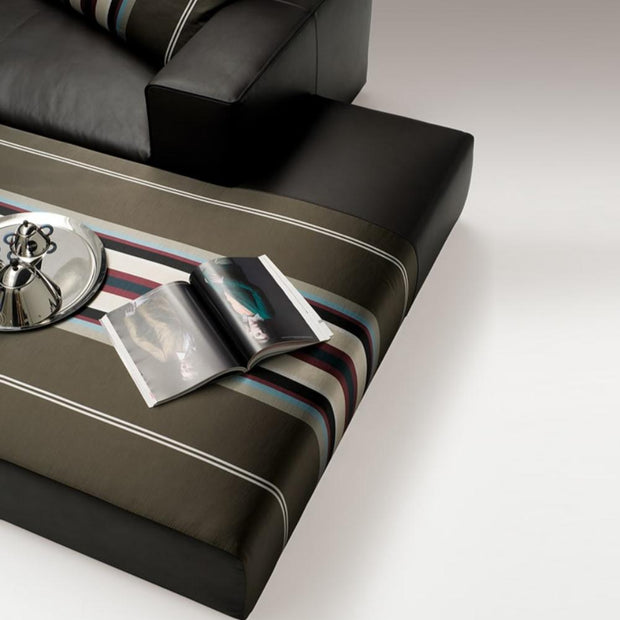 Casa 40 - Sectional Sofa - Molecule Design-Online 