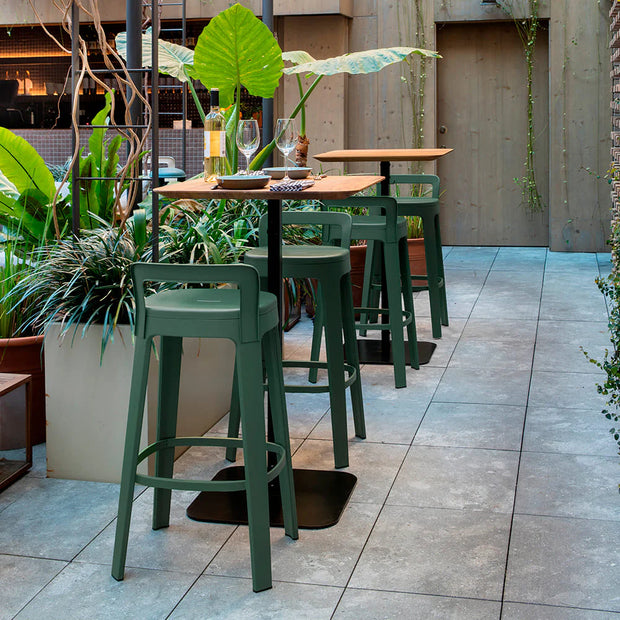 Ombra - Bar Stool w/Backrest