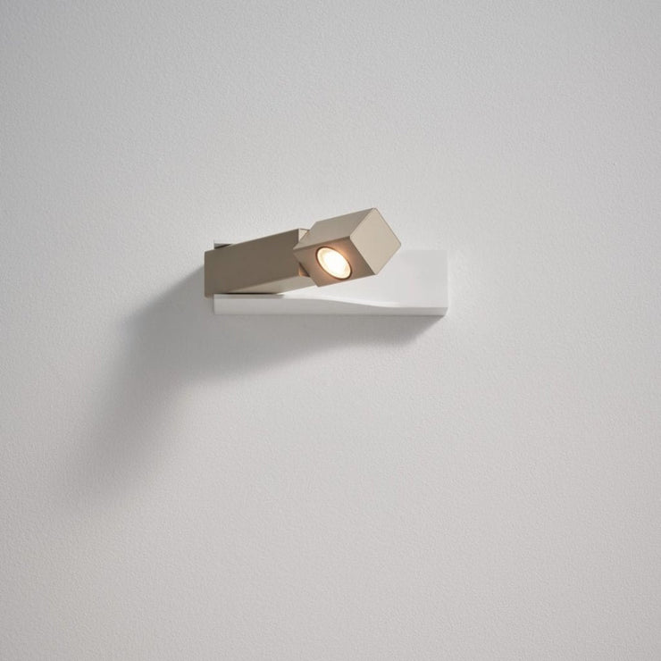 Wu Wall Sconce - Molecule Design-Online 