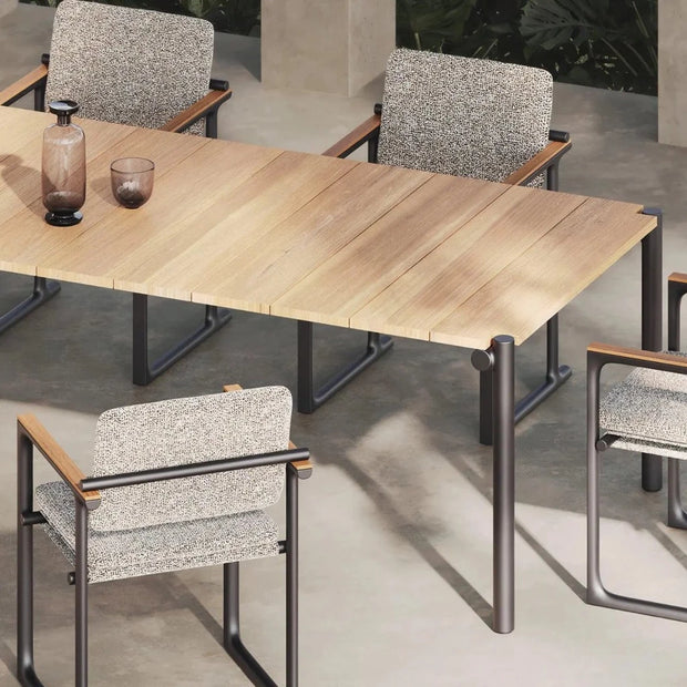 Tulum - Dining Table - Molecule Design-Online 