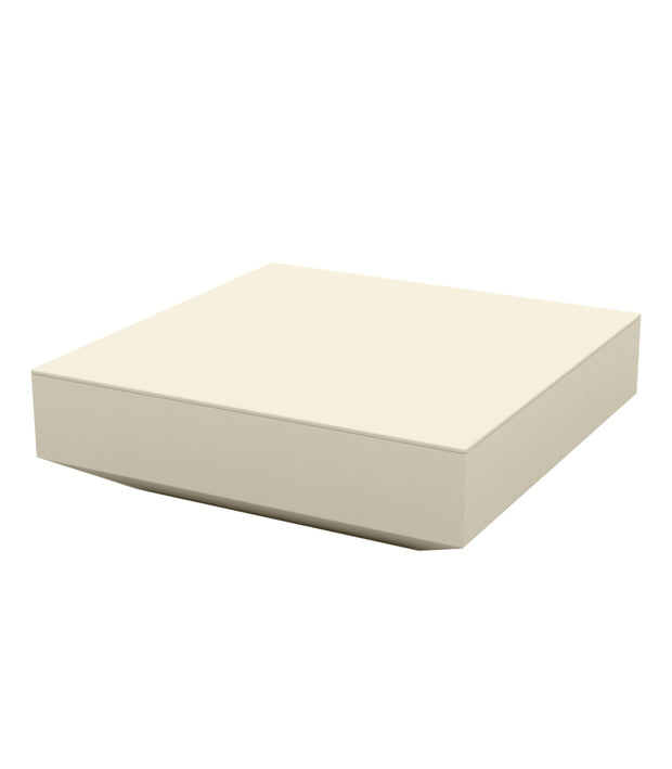 Vela Chill Coffee Table - Molecule Design-Online 