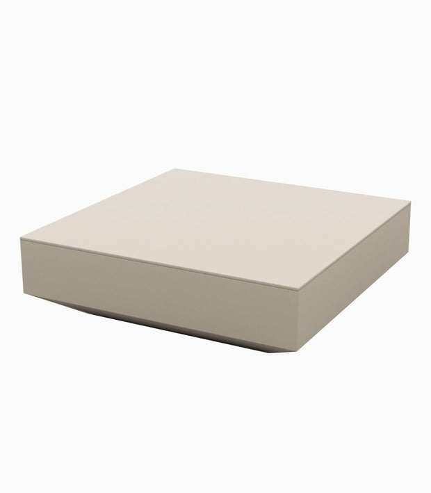 Vela Chill Coffee Table - Molecule Design-Online 