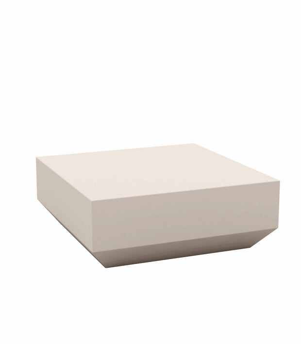 Vela Chill Coffee Table - Molecule Design-Online 