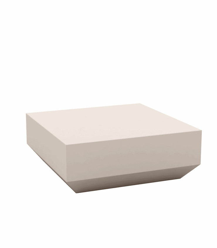 Vela Chill Coffee Table - Molecule Design-Online 