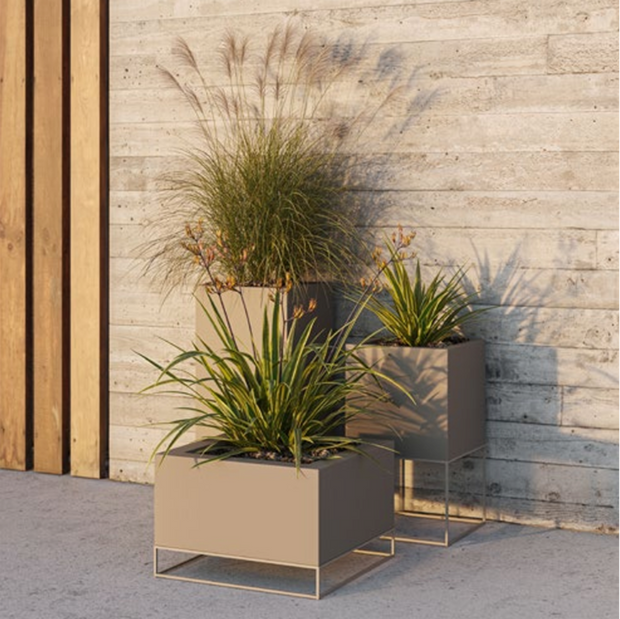 Vela Cube Planter - Molecule Design-Online 