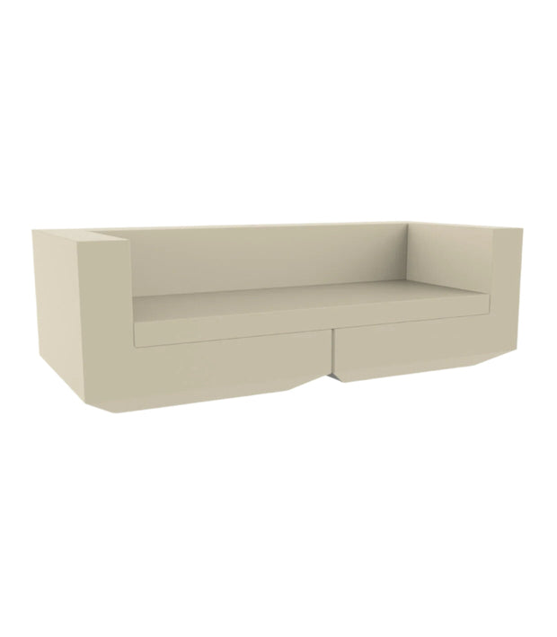 Vela Sofa - Molecule Design-Online 
