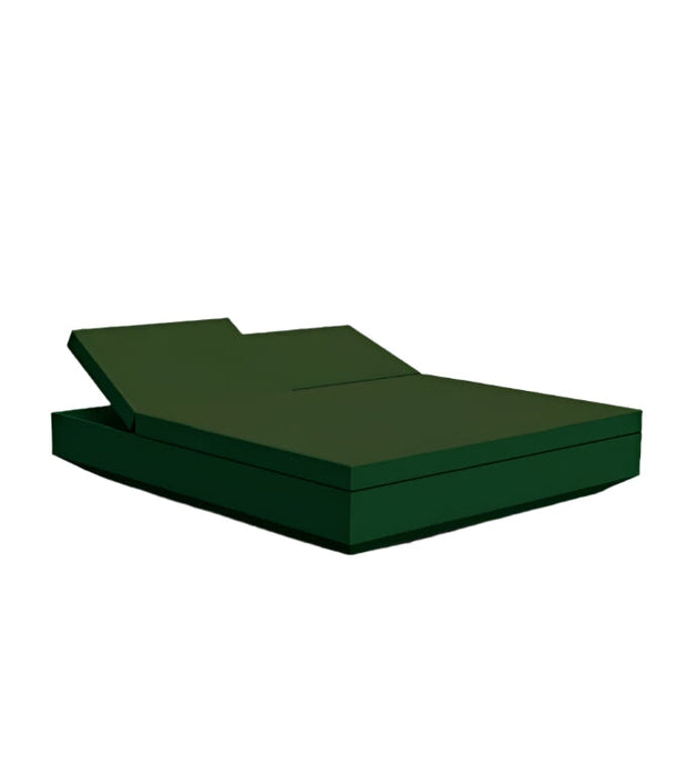 Vela Square Daybed with Two Reclining Backrests - Molecule Design-Online 