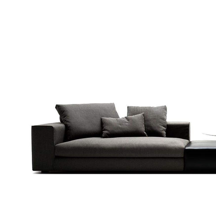 Casa-45 Modular Sofa 62" - Molecule Design-Online 