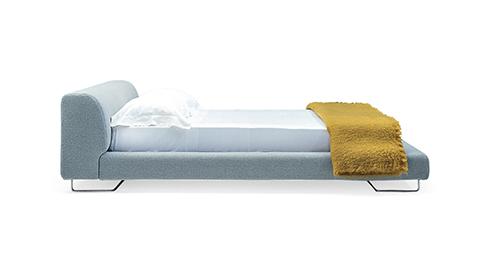 Lowland Sofa - Molecule Design-Online 