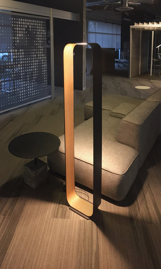 Contour Table and Floor Lamp - Molecule Design-Online 