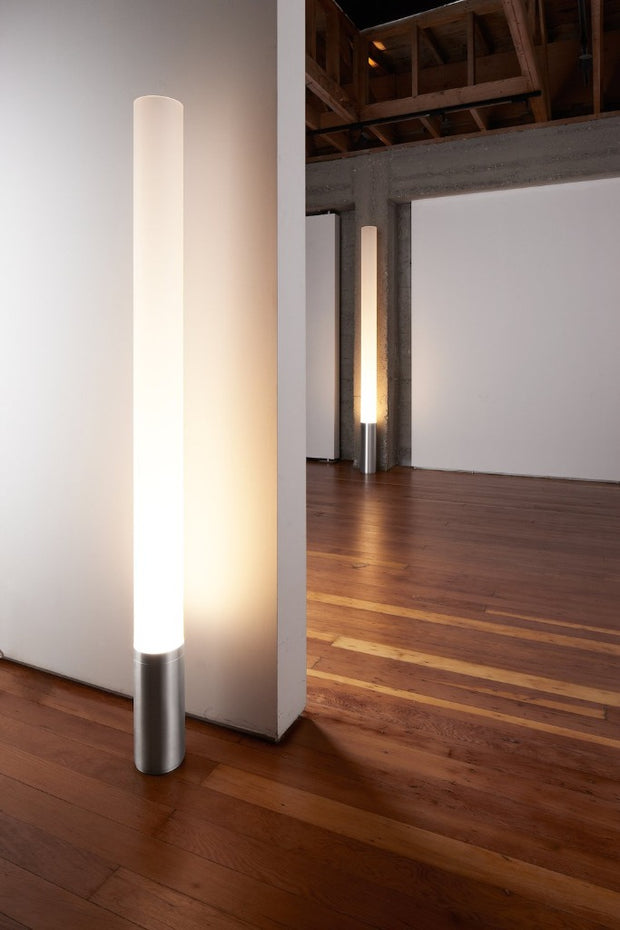 Elise Table and Floor lamp - Molecule Design-Online 