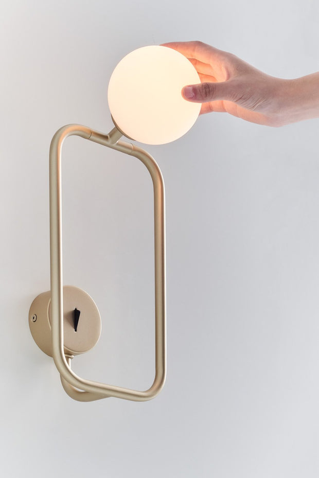 Sircle Wall Lamp - Molecule Design-Online 