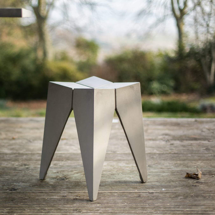 Singleton -Bridge Stool - Molecule Design-Online 