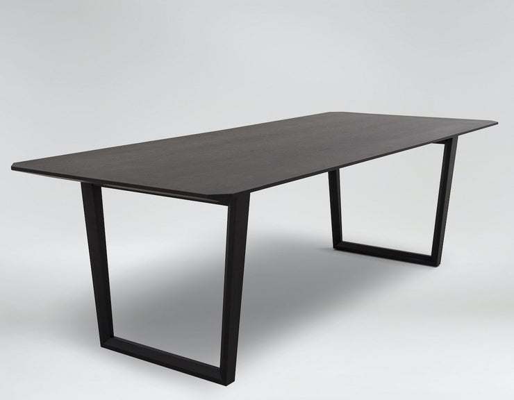 Verge Dining Table - Molecule Design-Online 