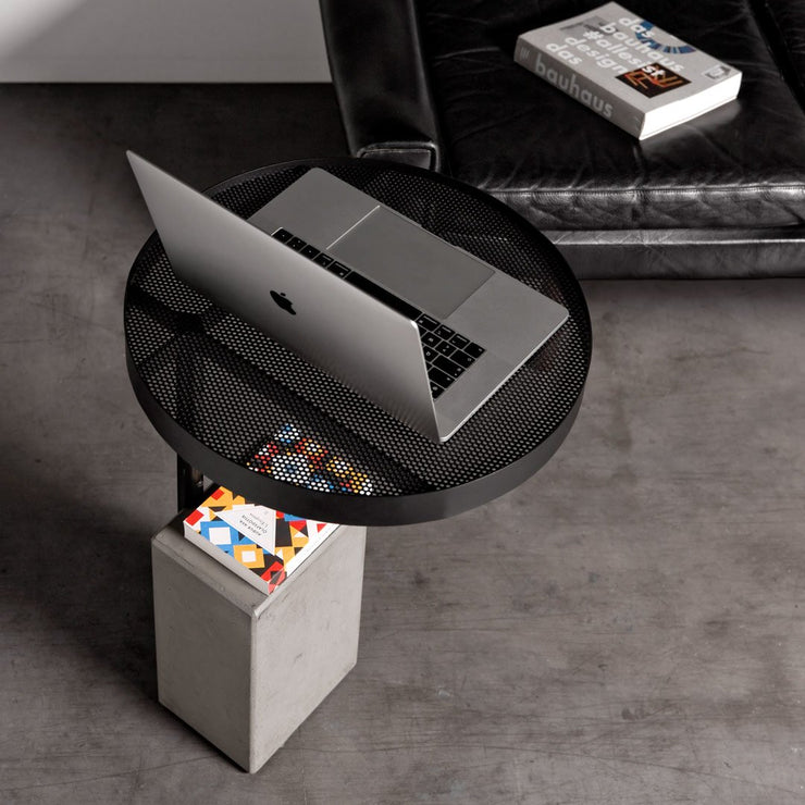 Twist Side-Table - Molecule Design-Online 