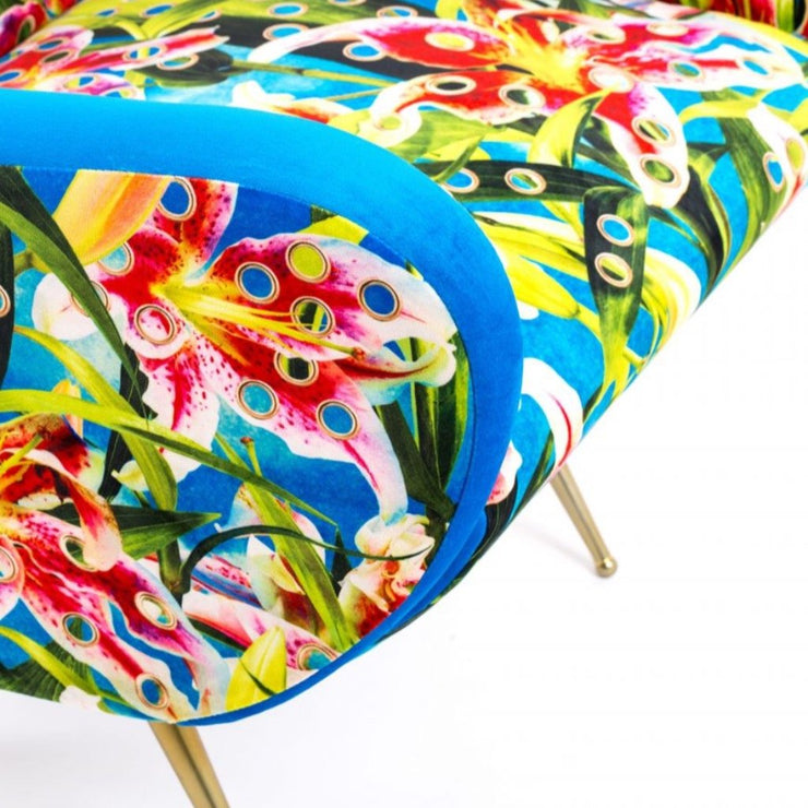 Toiletpaper - Flower with Holes Armchair - Molecule Design-Online 