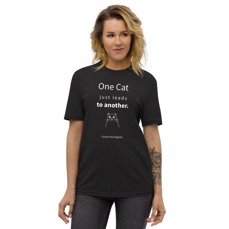 One Cat - Unisex recycled t-shirt / Black, Charcoal - Molecule Design-Online 