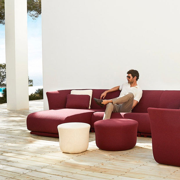 Suave Sectional Sofa - Right Chaiselonge - Molecule Design-Online 